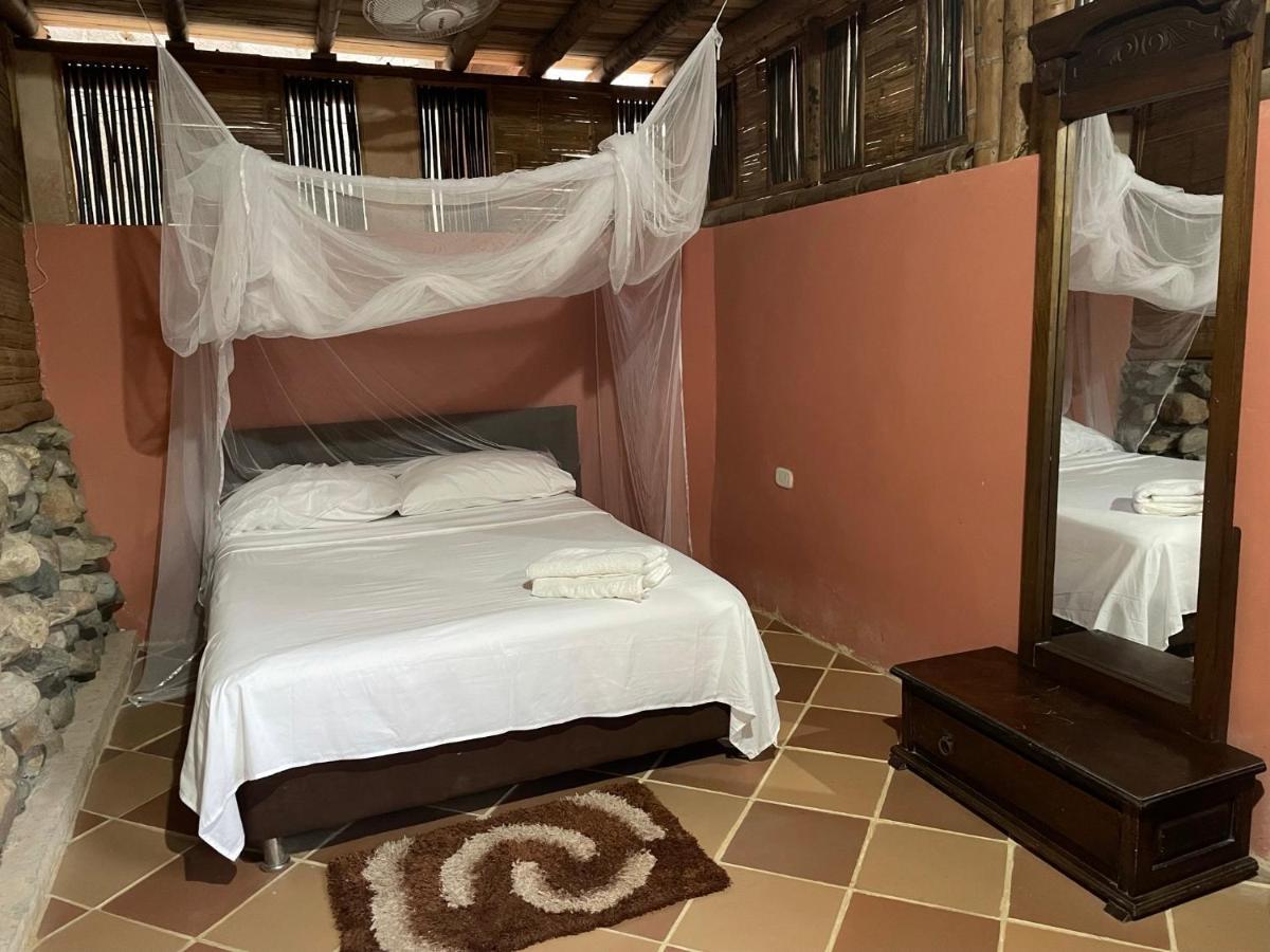 Hotel Jui Chi MaMa Palomino Esterno foto