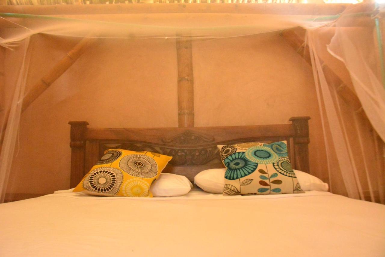 Hotel Jui Chi MaMa Palomino Esterno foto