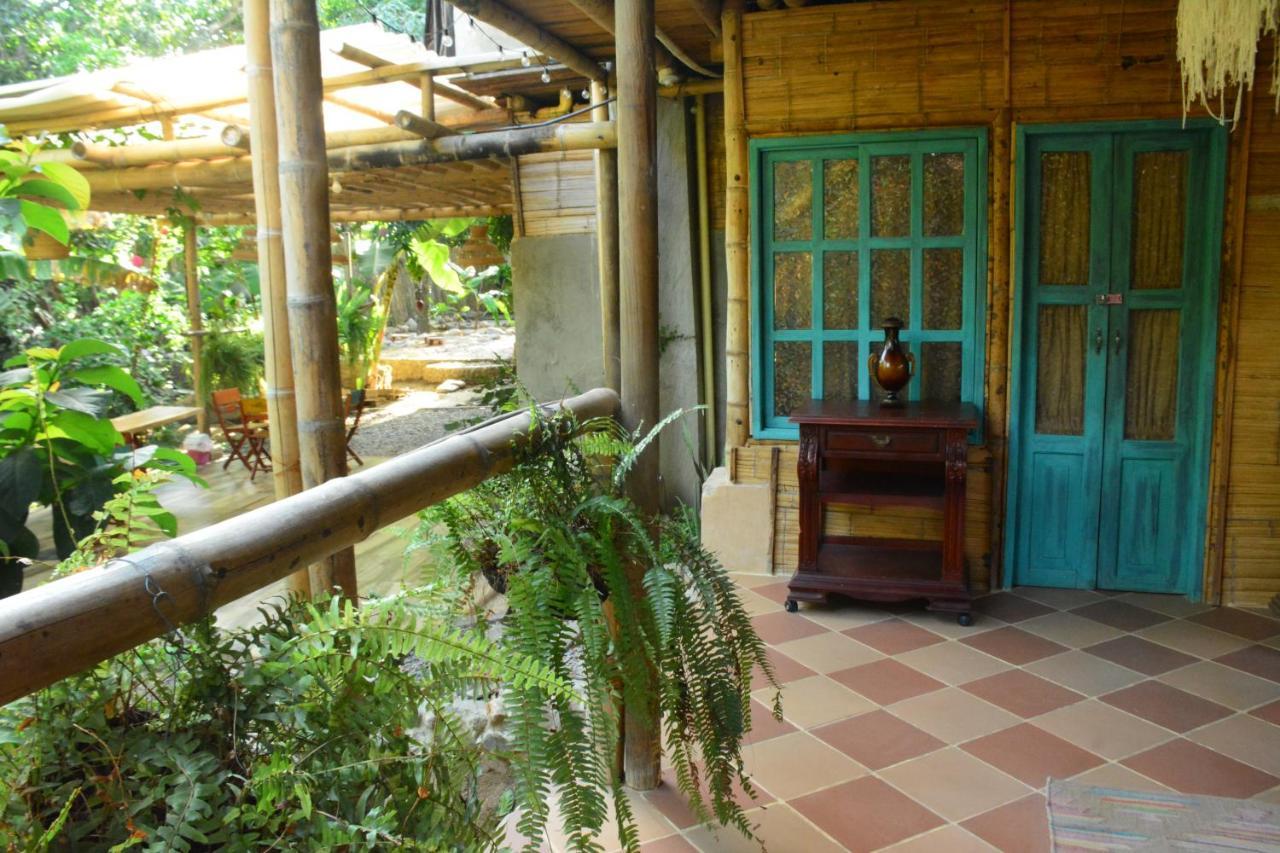 Hotel Jui Chi MaMa Palomino Esterno foto