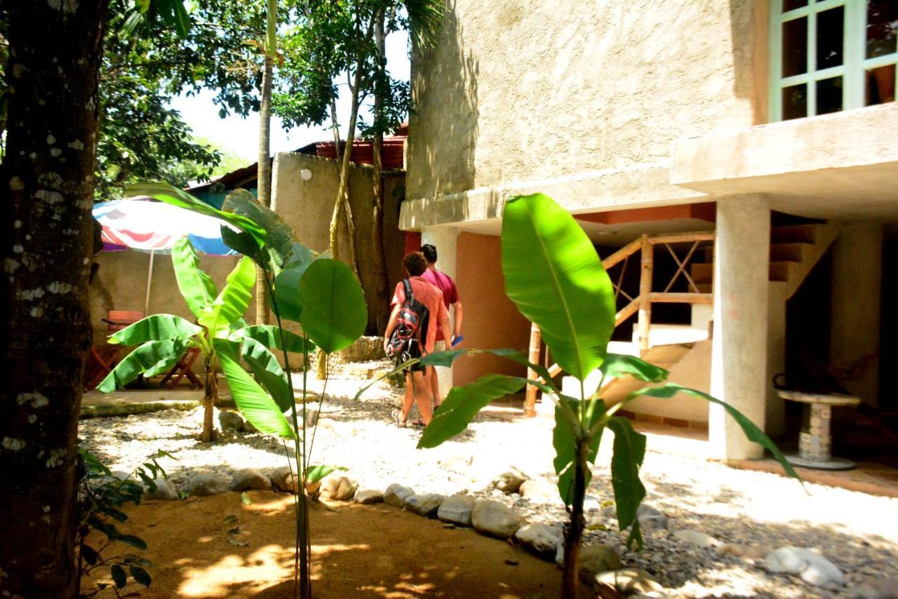 Hotel Jui Chi MaMa Palomino Esterno foto