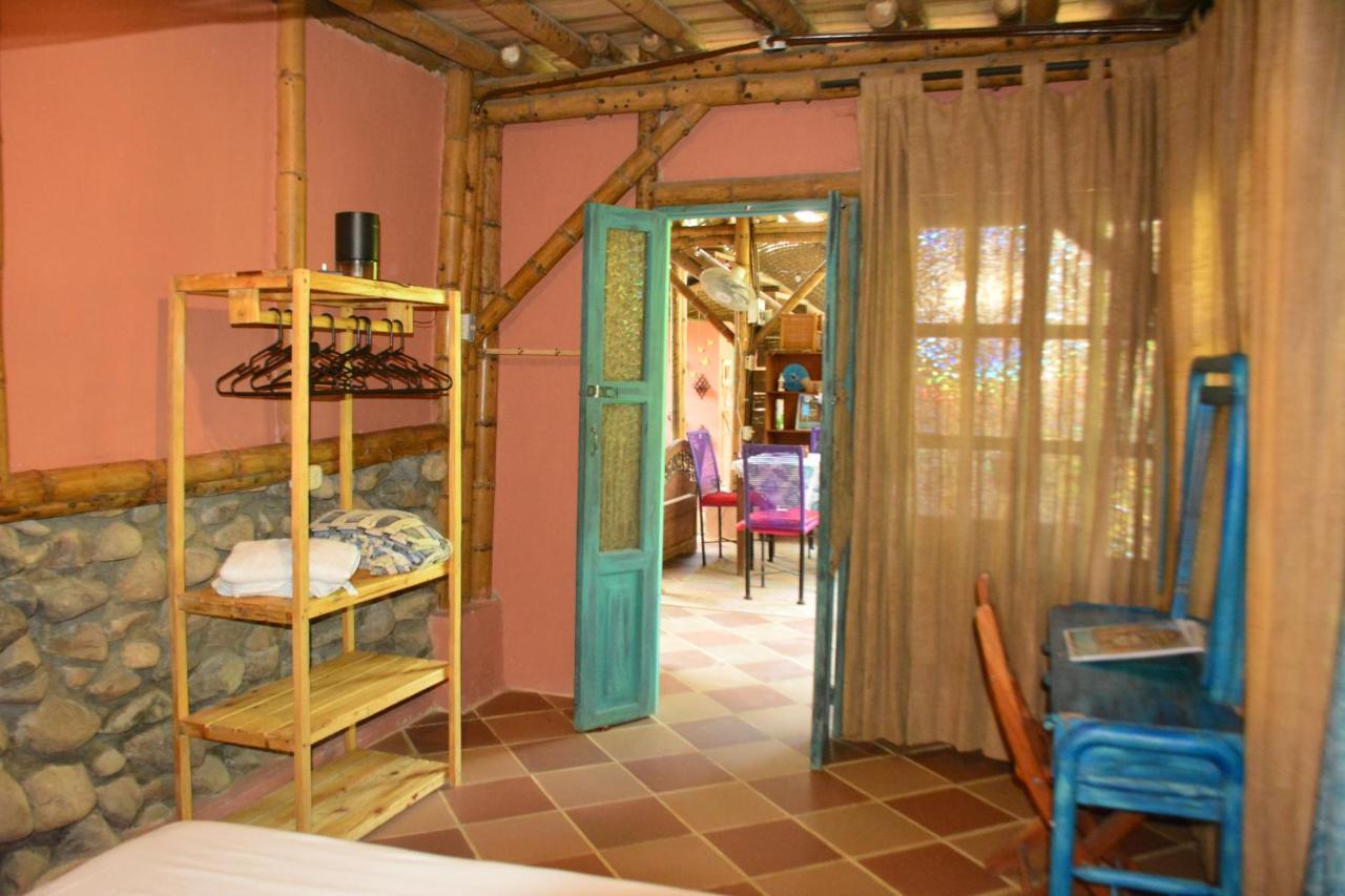 Hotel Jui Chi MaMa Palomino Esterno foto